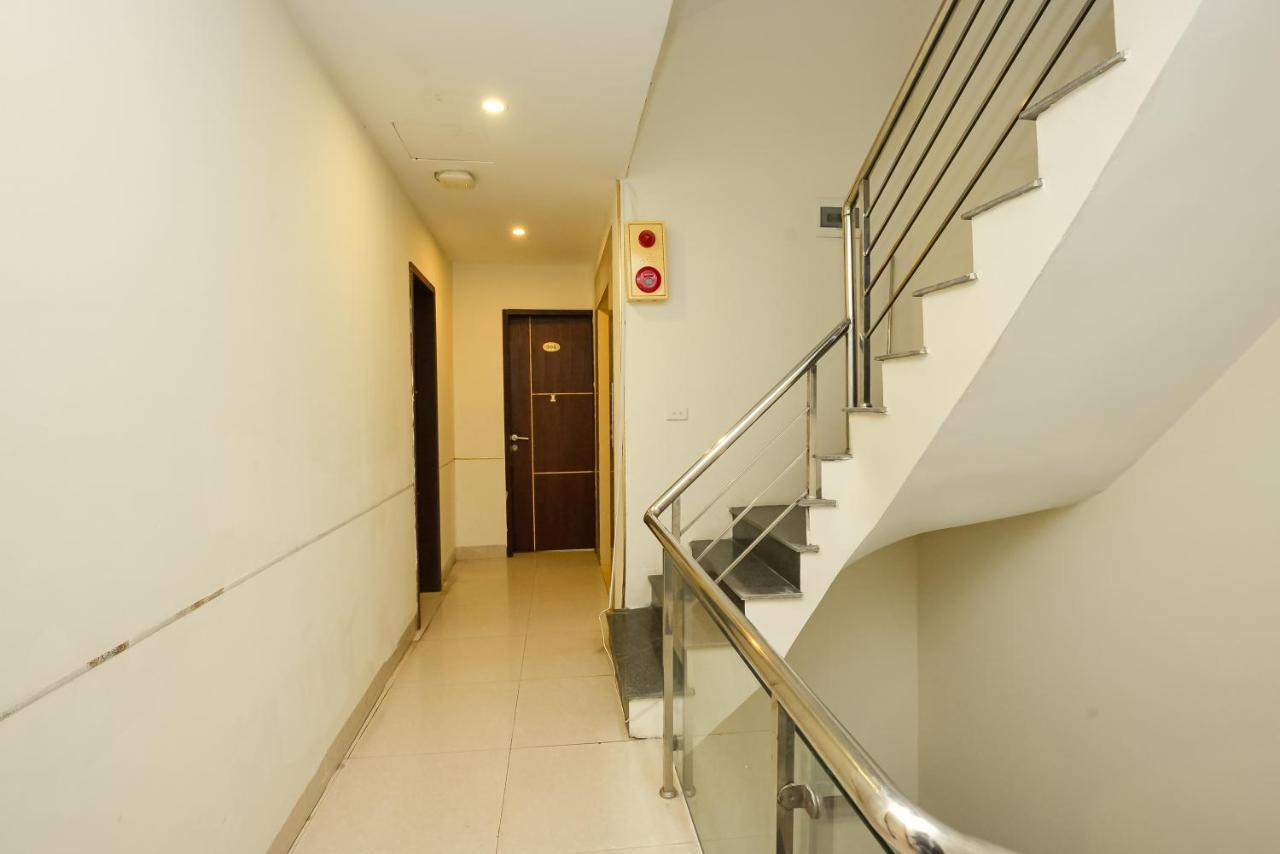 โอโย 1095 ฮานอย วัง โฮเทล Hotel ภายนอก รูปภาพ